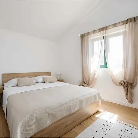 Guest house Jadra By The Sea Lavsa
